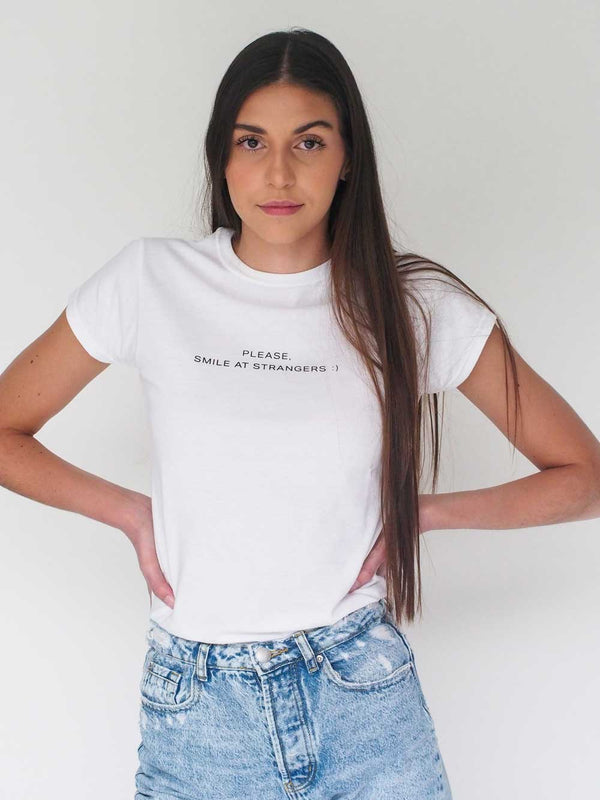 Playera para Mujer - Smile at Strangers